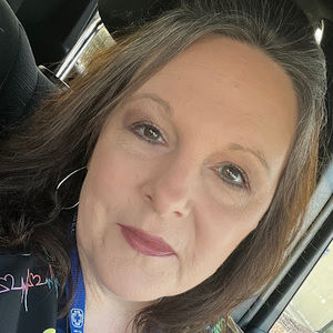Meet your Posher, Stacy